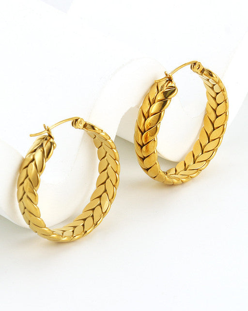 Almira Golden Hoops