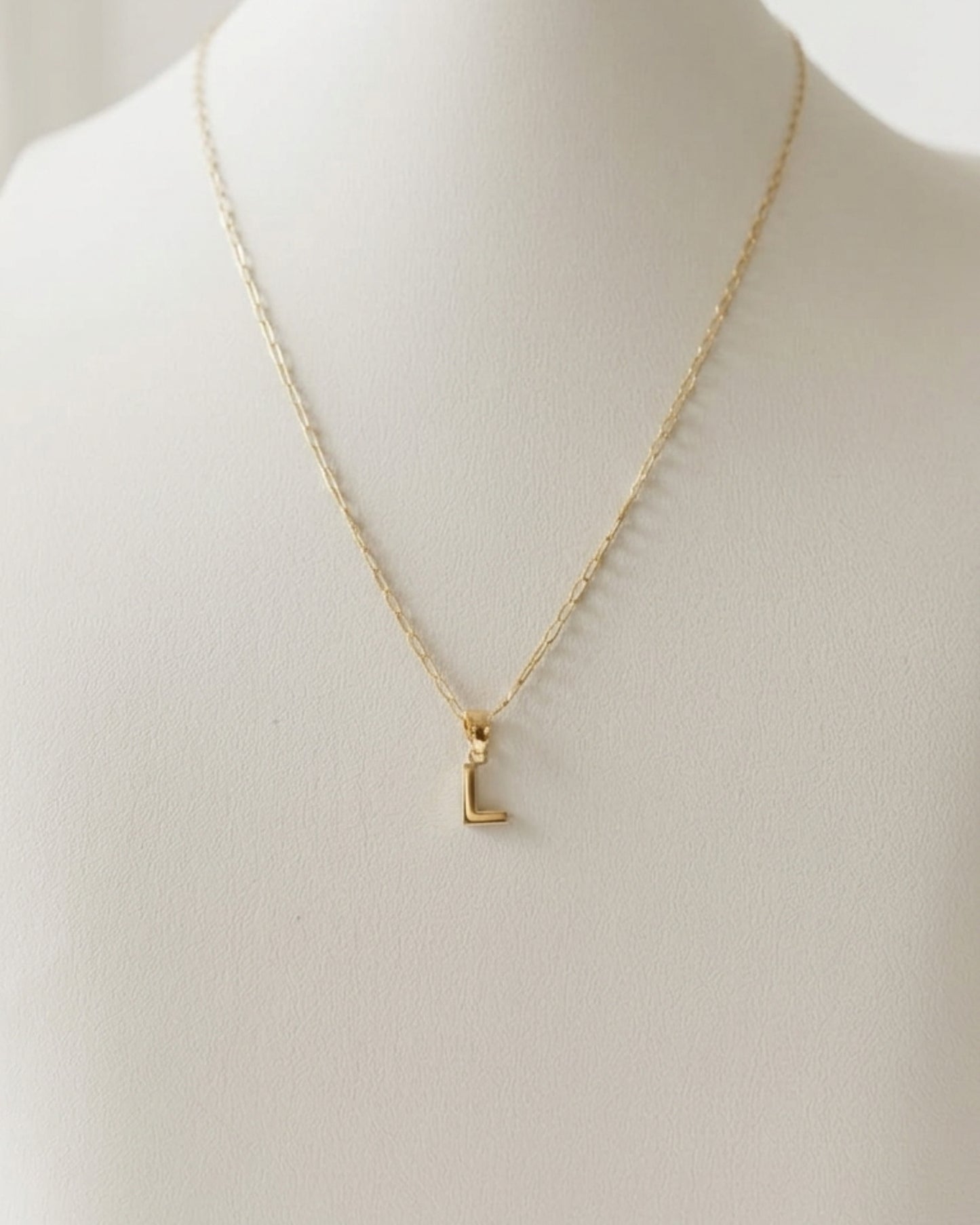 Dije Letra "L" en Oro 10K