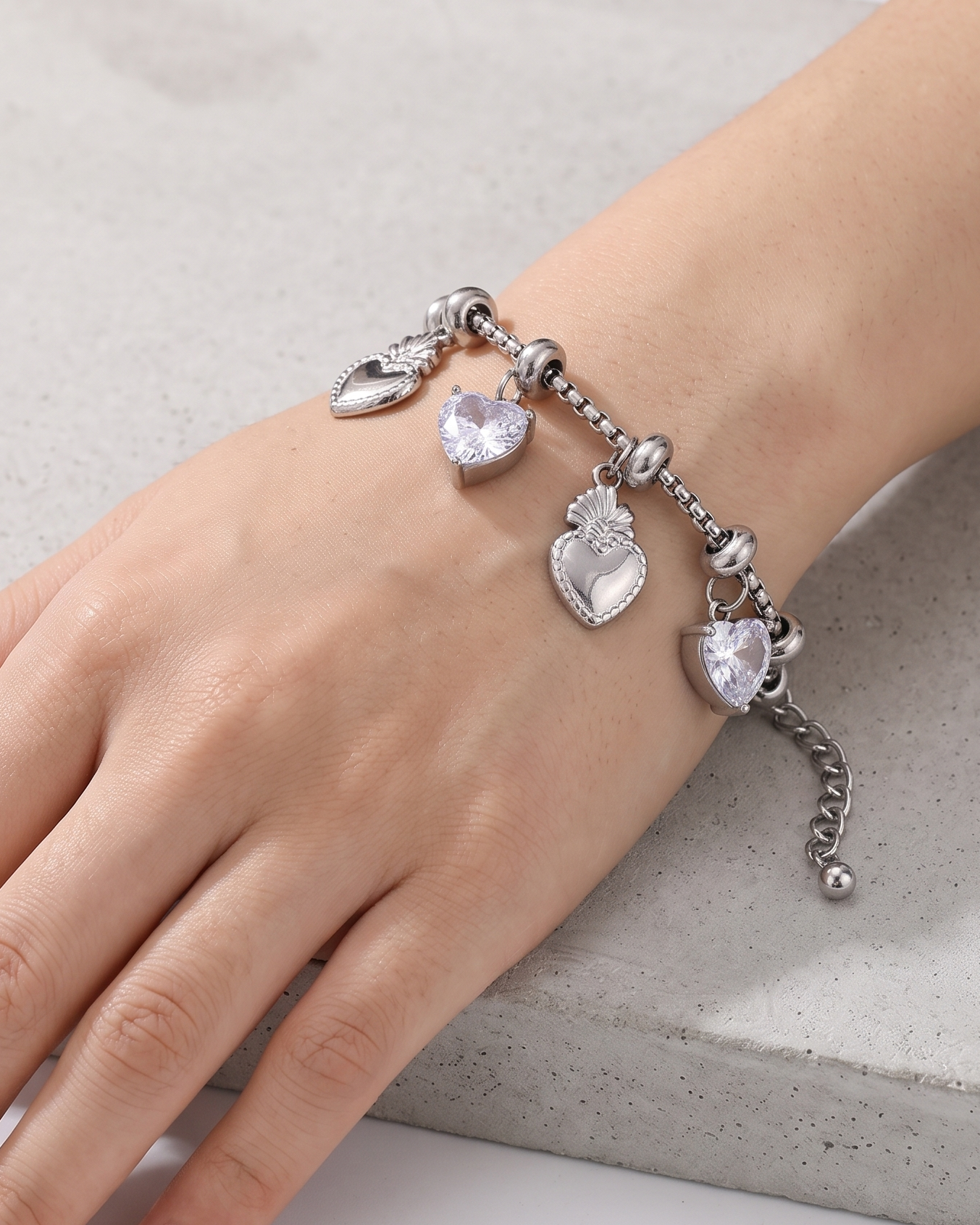 Pulsera Corazones de Luz