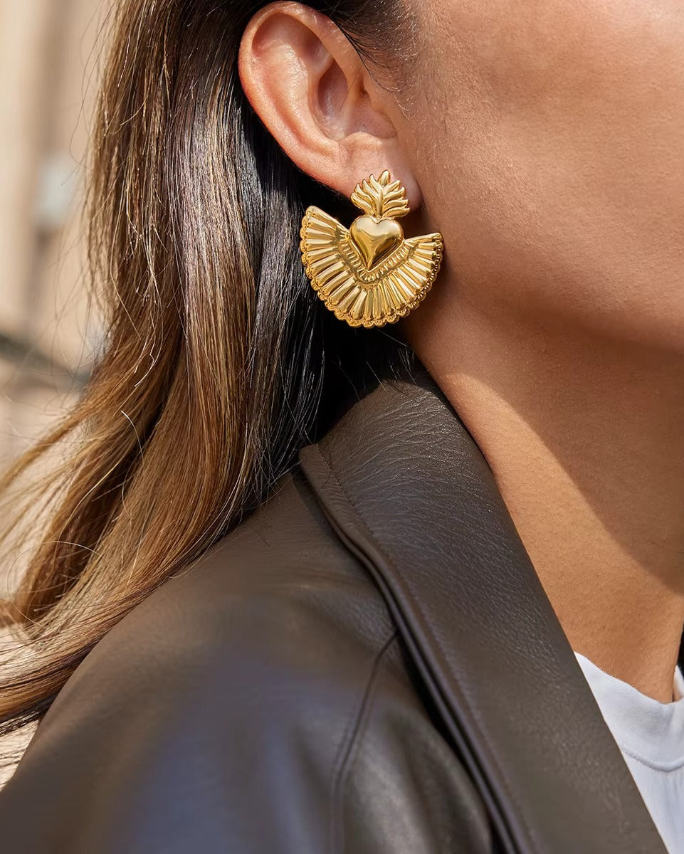 Aretes Sacred Fan