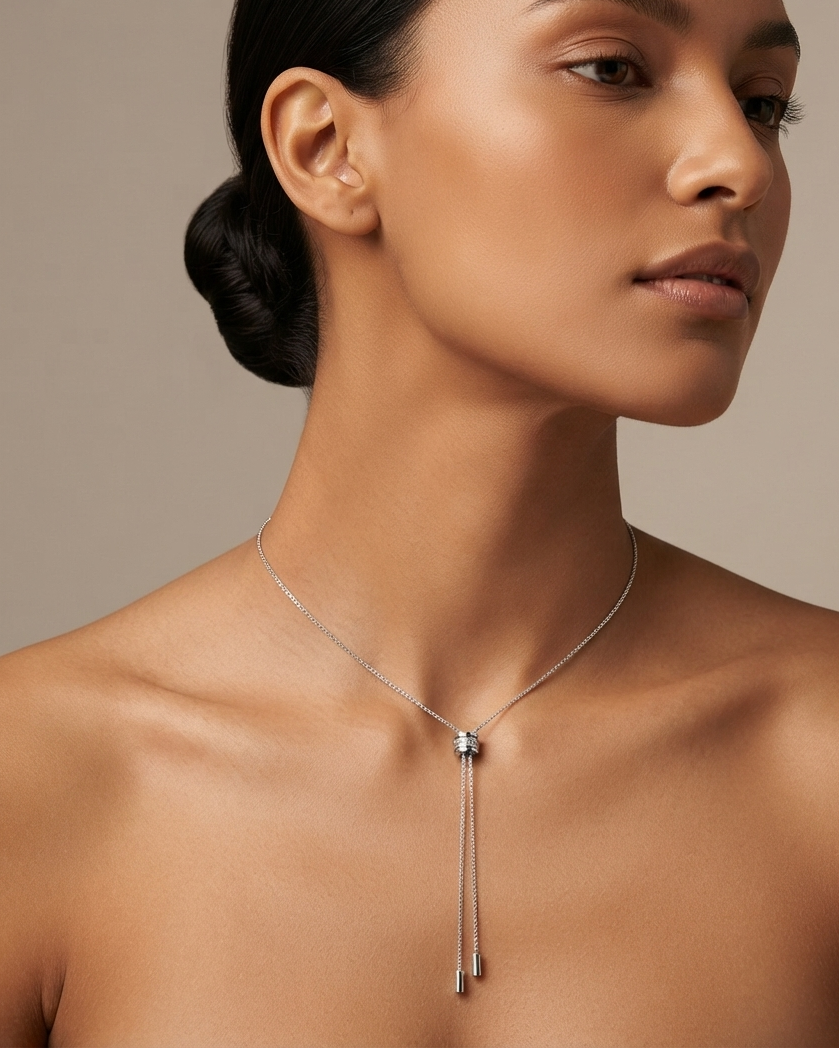 Collar Corbatero Línea Pura