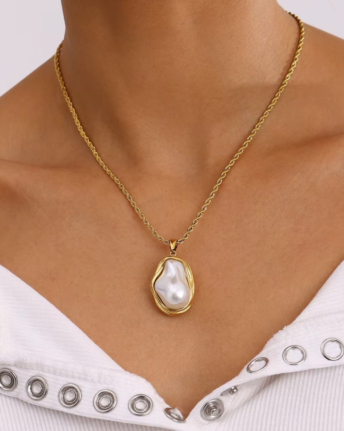 Collar Perla Escultórica