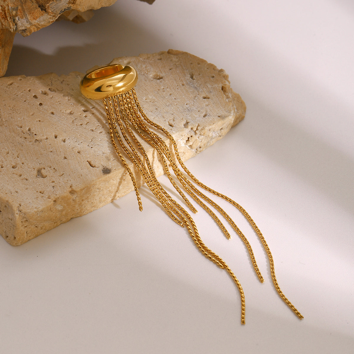 Gala Drop Chain Ear Cuff