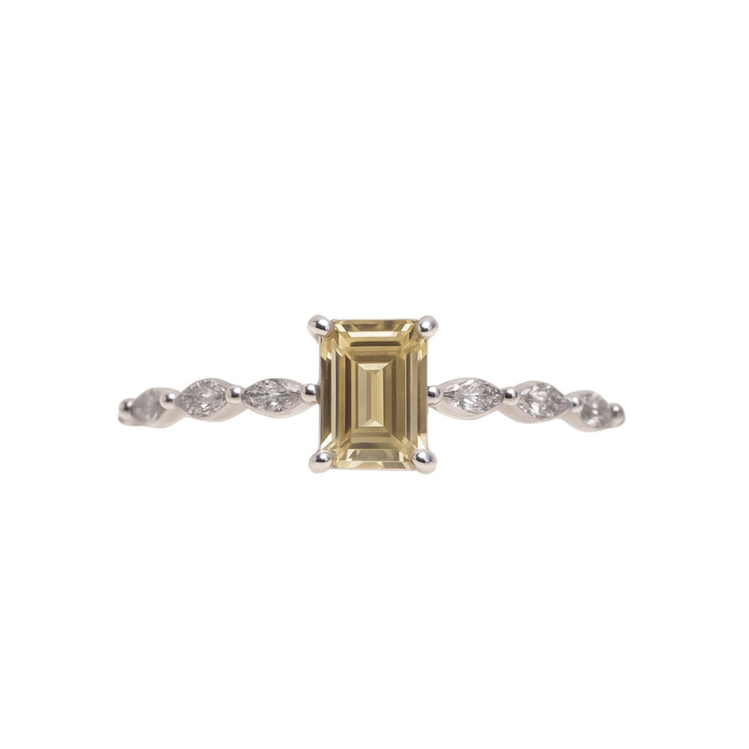 Ana Delicate Ring