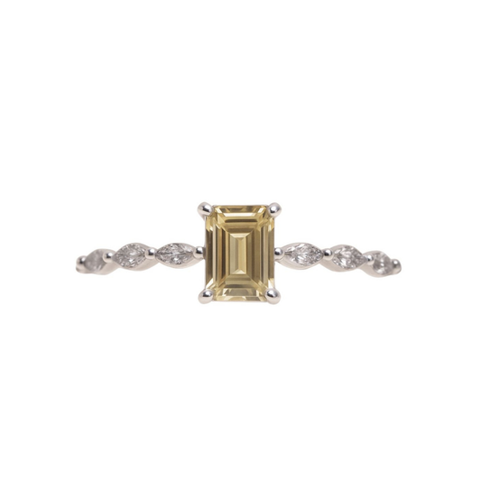 Ana Delicate Ring