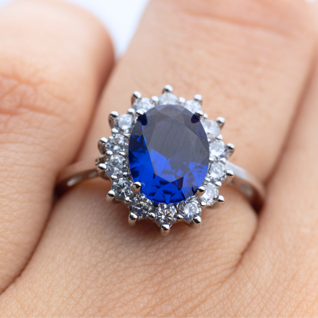 Clara Blue Ring