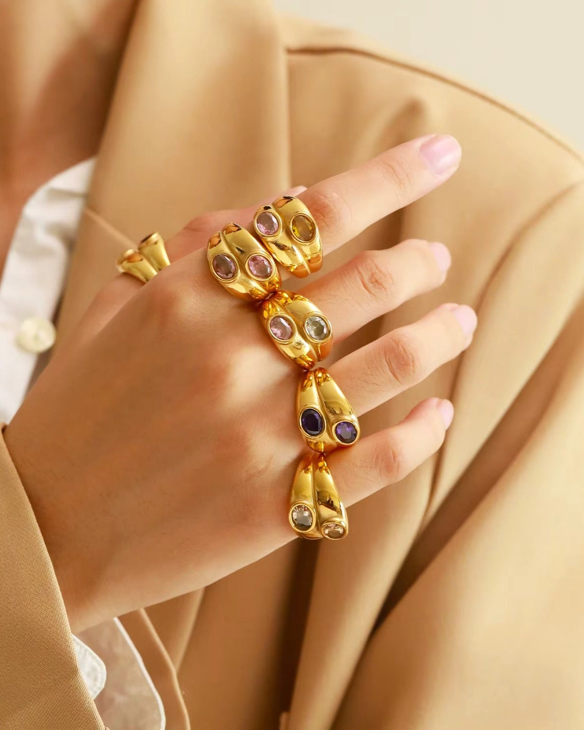 Anillo Bold Oval Gem