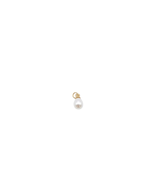 Dije de perla en gota con engaste minimalista