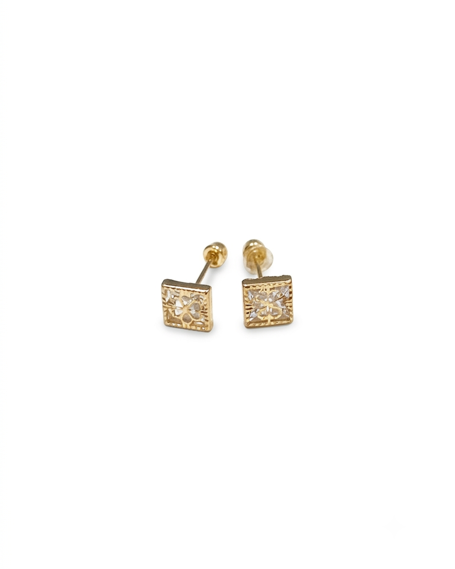 Broquel Cuadrado de Diamante en Bisel de Oro Amarillo