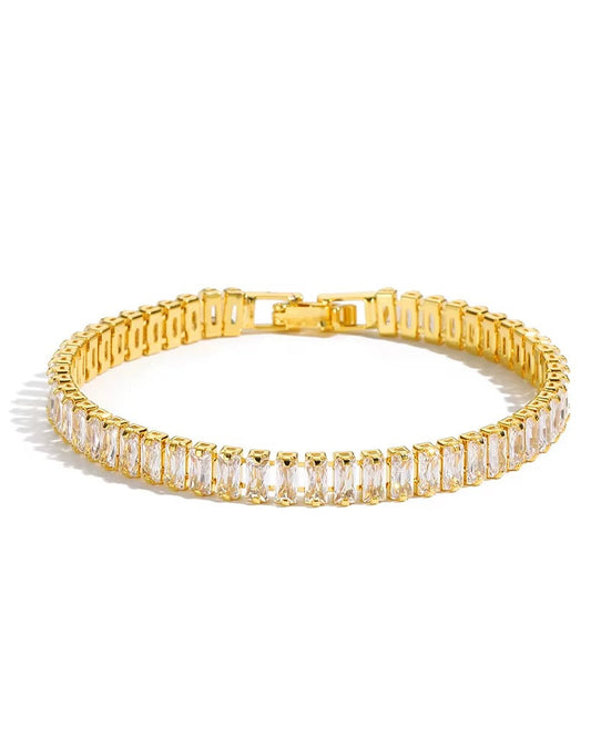 Pulsera tipo tennis color blanco y dorado