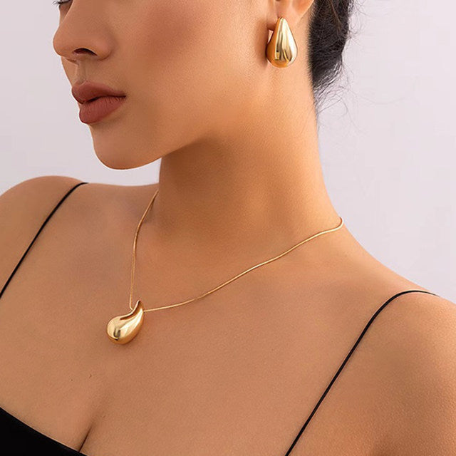 Zalma Golden Necklace