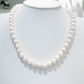 Collar de perlas cultivadas con broche de plata
