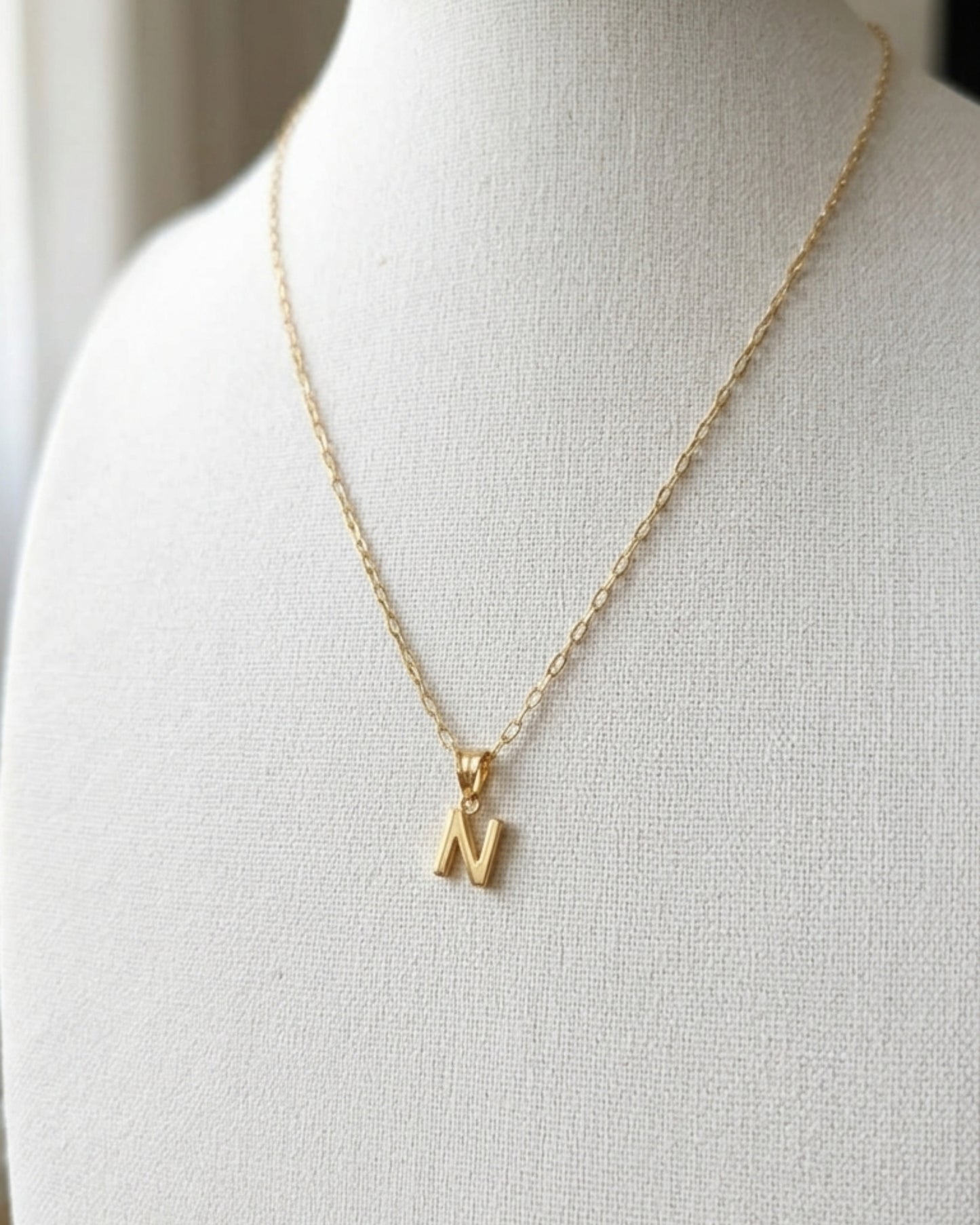 Dije Letra "N" en Oro 10K