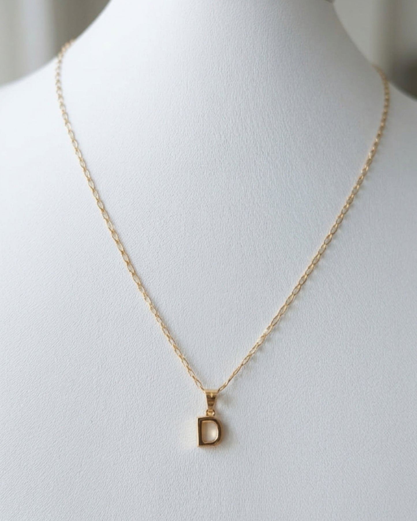 Dije Letra "D" en Oro 10K