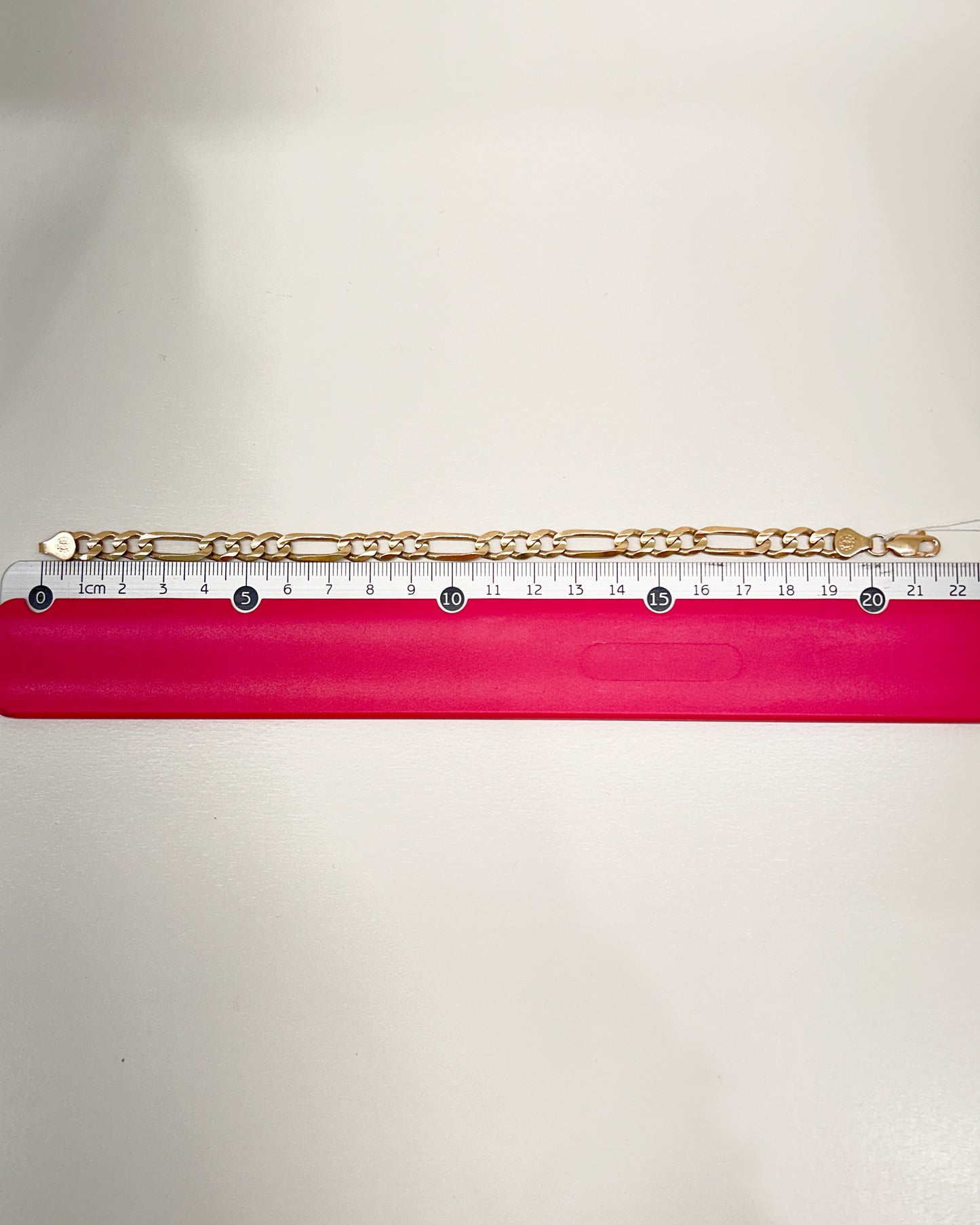 Pulsera de eslabón Figaro clásico en oro 10K