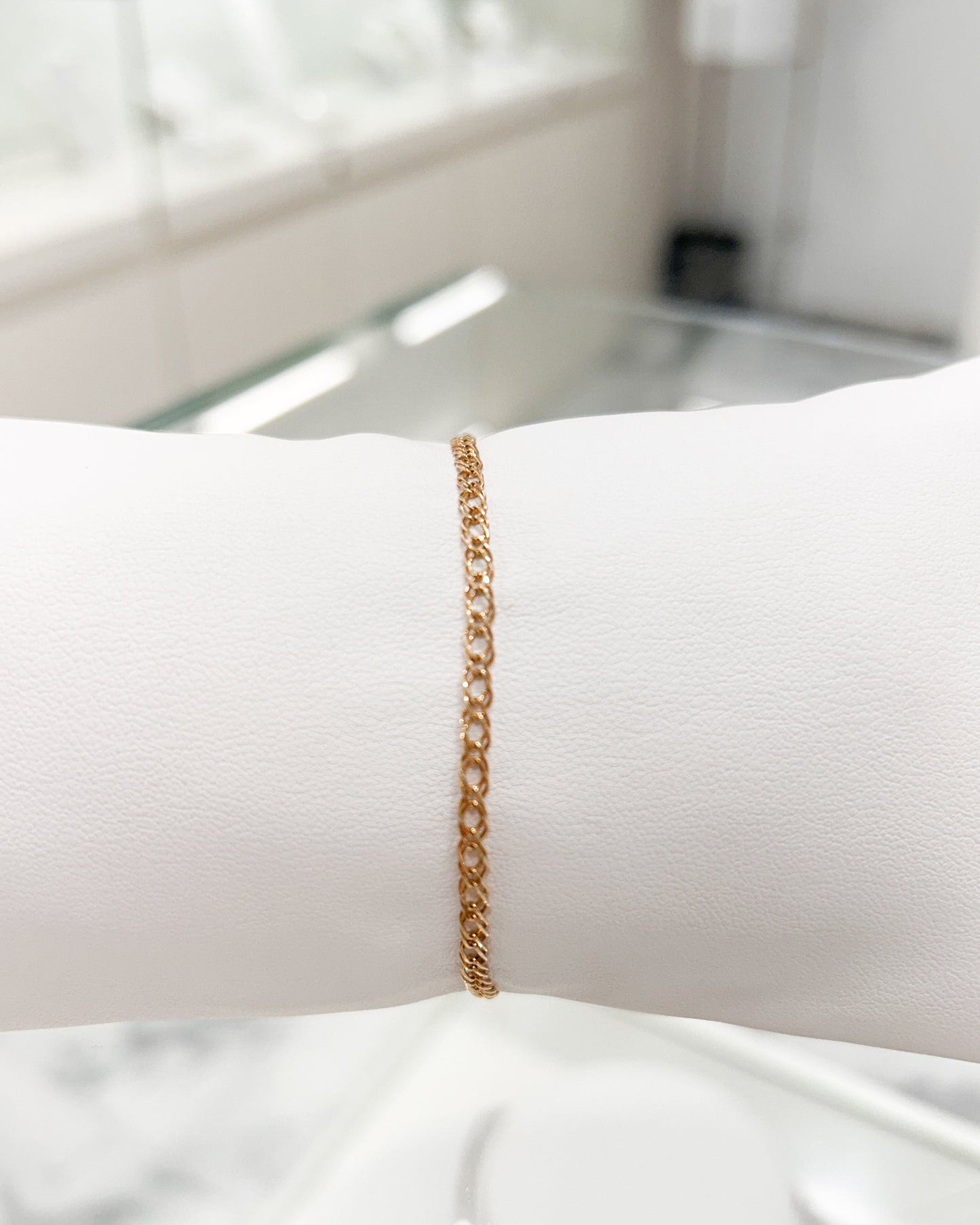 Pulsera de eslabón tejido compacto en oro 10K