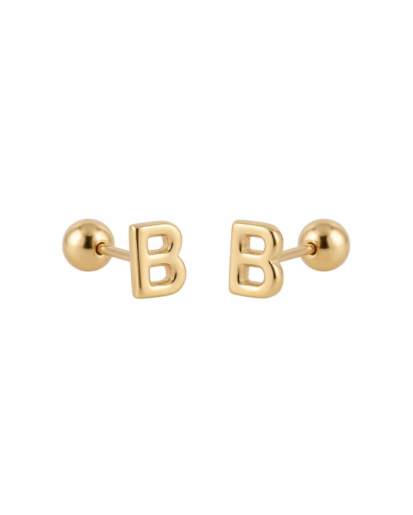 Arete tipo broquel de inicial "B" miniatura en oro 10k