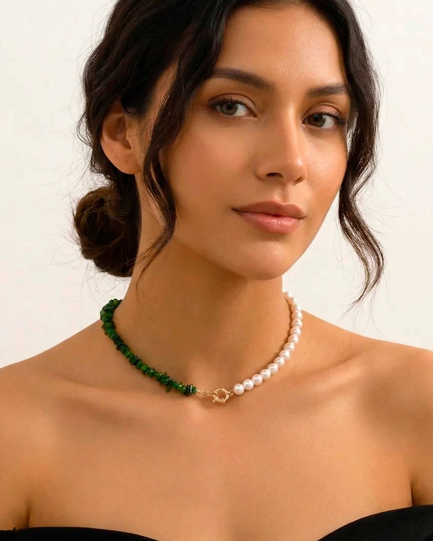 Collar bicolor color blanco y verde