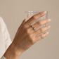 Anillo Dorado con Corazones