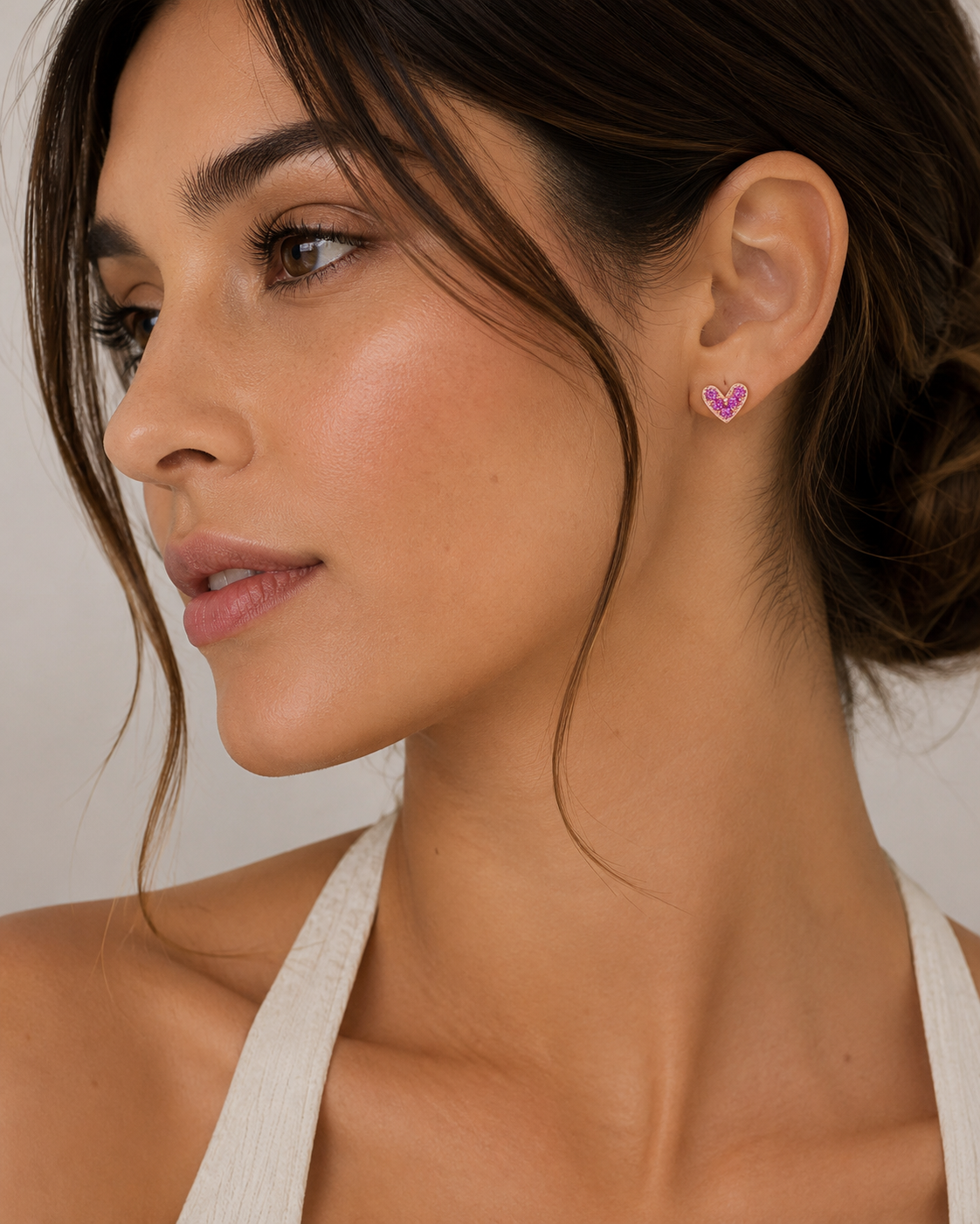 Aretes en Forma de Corazón con Circonias Fucsia