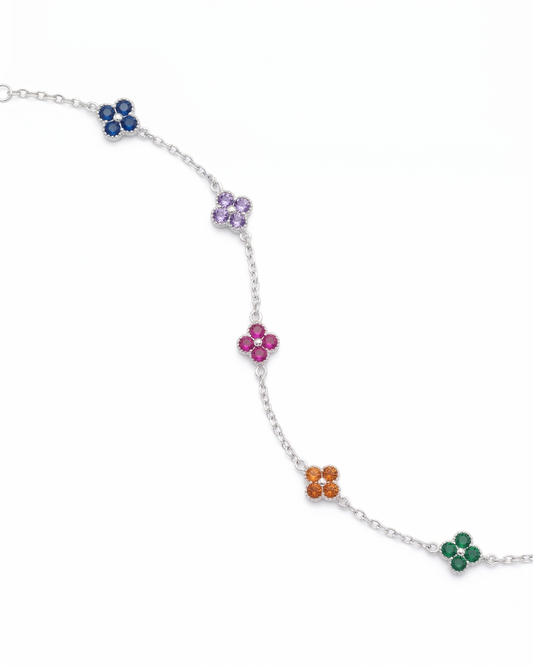 Pulsera de tréboles de colores con piedras incrustadas