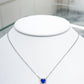Collar de corazón en ópalo azul con halo de cristales