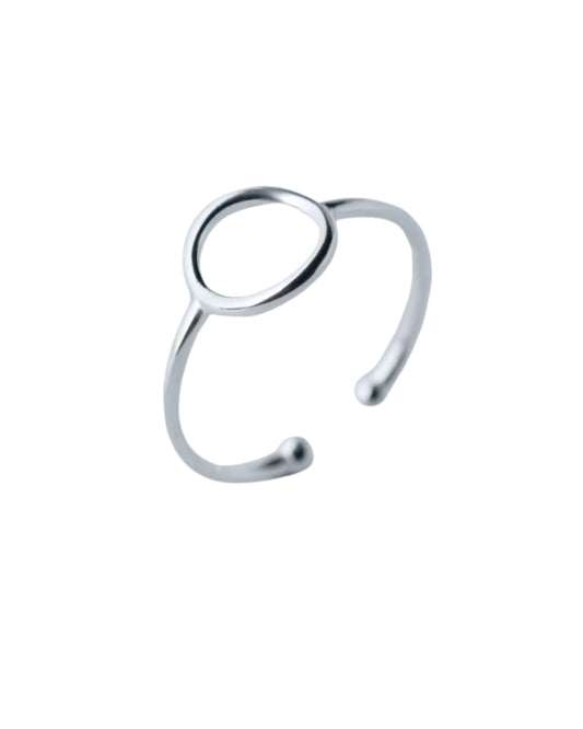 Anillo ajustable con circulo color plateado