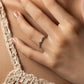 Anillo Doble Entrelazado con Detalles de Circonias