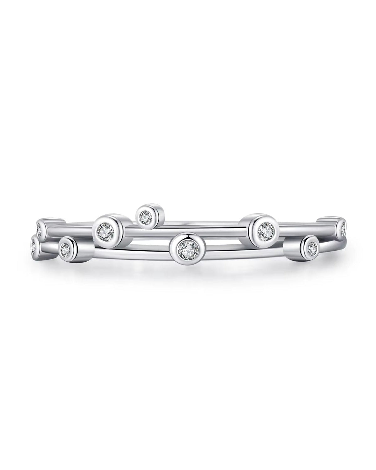 Anillo Doble Entrelazado con Detalles de Circonias
