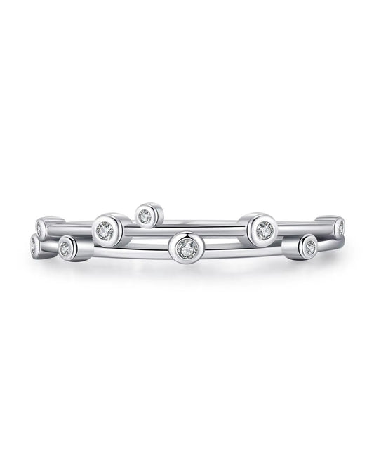 Anillo Doble Entrelazado con Detalles de Circonias