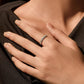 Anillo Tipo Eternity con Circonias en Engaste de Bisel
