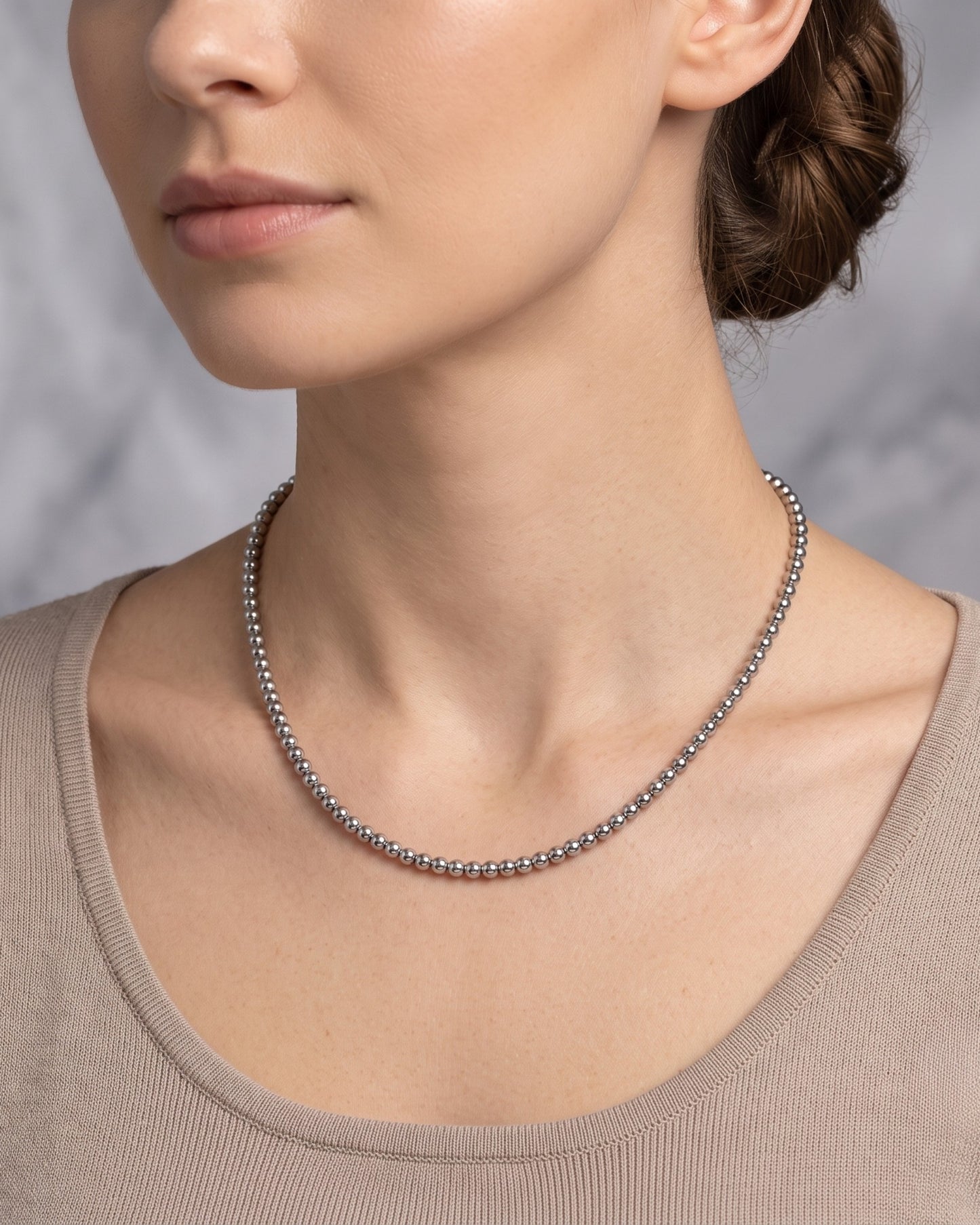 Collar Esferas Plateadas