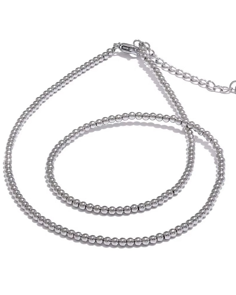 Collar Esferas Plateadas