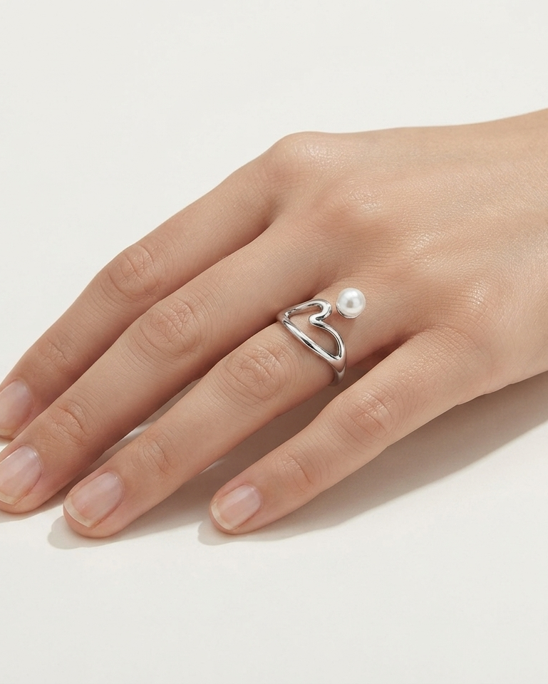Anillo Corazón Flotante