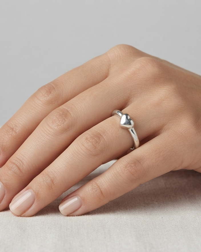 Anillo Corazón Esencial