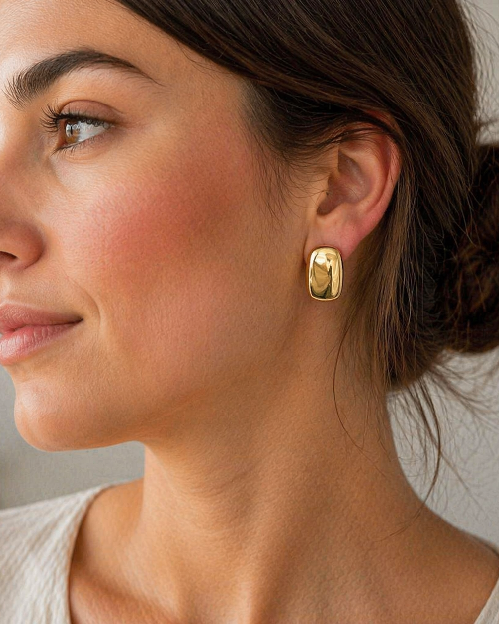 Aretes rectangulares con acabado tipo espejo