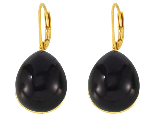 Arete bohemio en color dorado con negro, de tipo drop earrings.