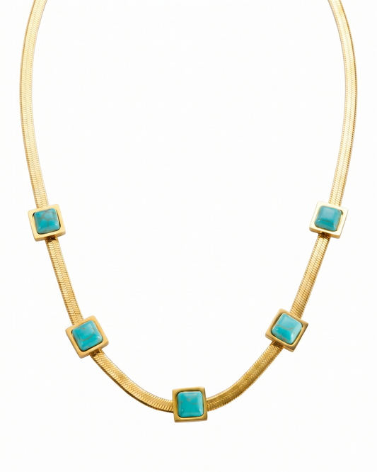 Collar snake con dijes turquesa