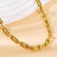 Collar Dorado de Eslabones en U de Inspiración Industrial