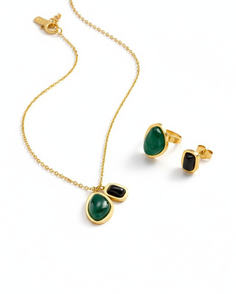 Juego de collar y aretes con piedras en color verde