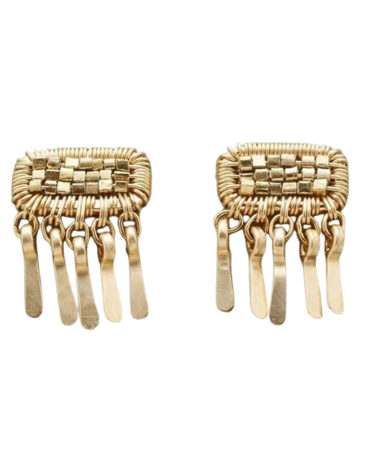 Aretes tipo studs, drop earrings color dorado