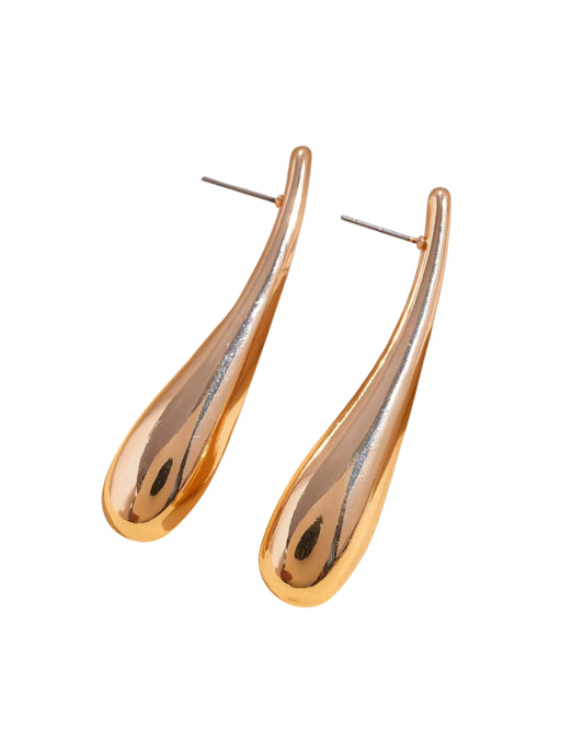 Aretes con diseño de gota, color dorado