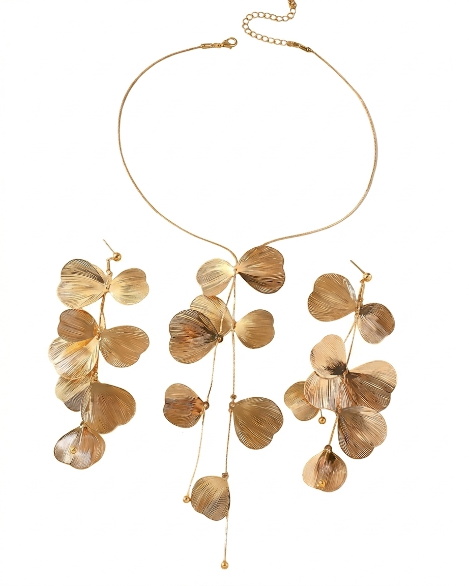 Set de collar y aretes golden bloom con textura lineal