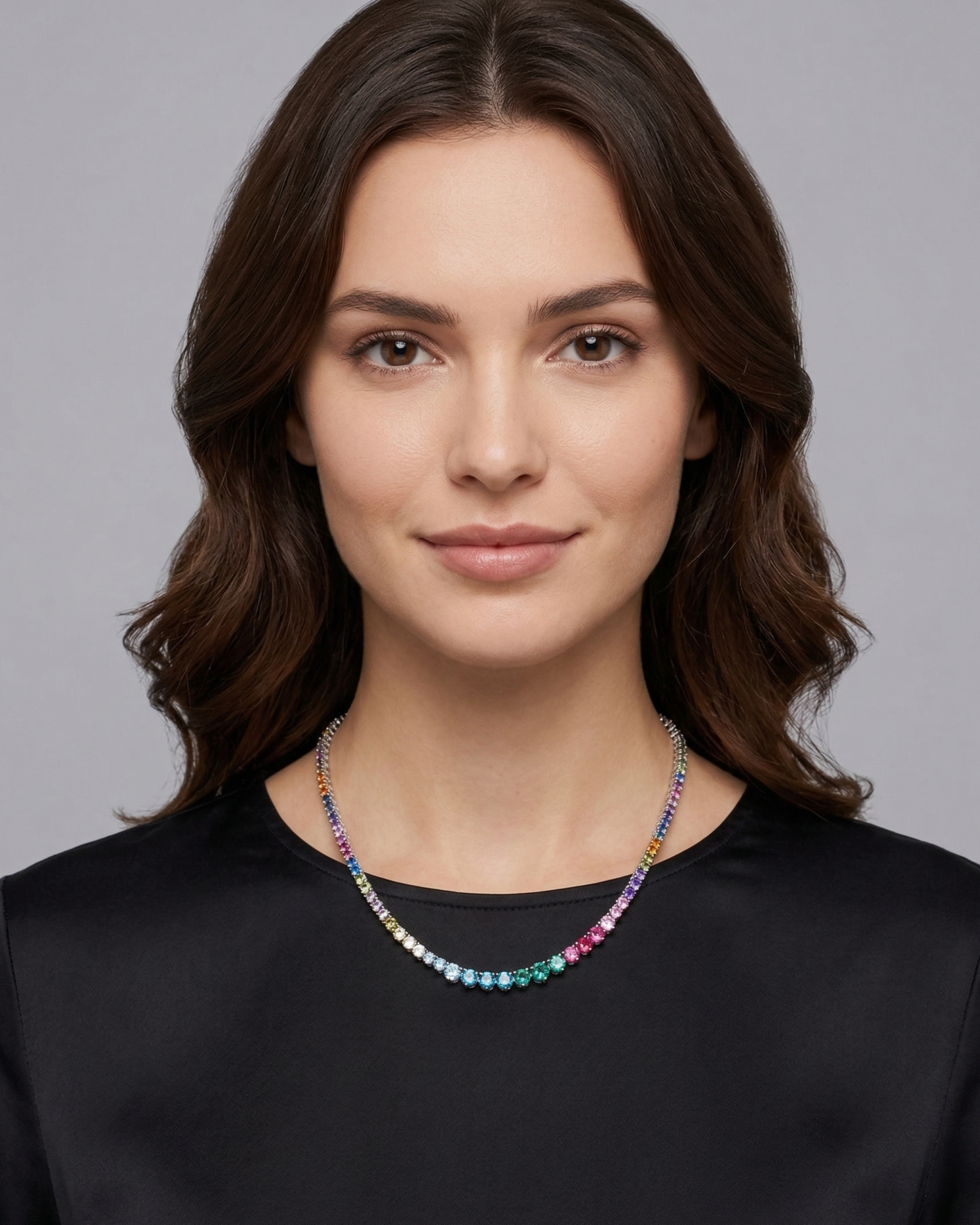 Collar de riviere con cristales multicolor