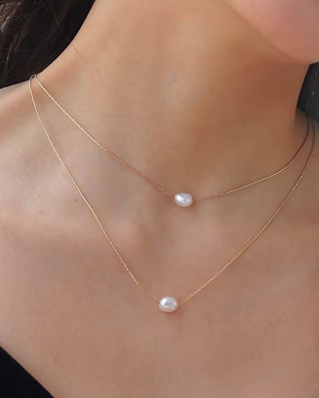 Collar elegante con perlas, de tipo ajustable