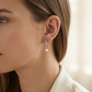Aretes Argollas Rectangulares con Circonias y Perla