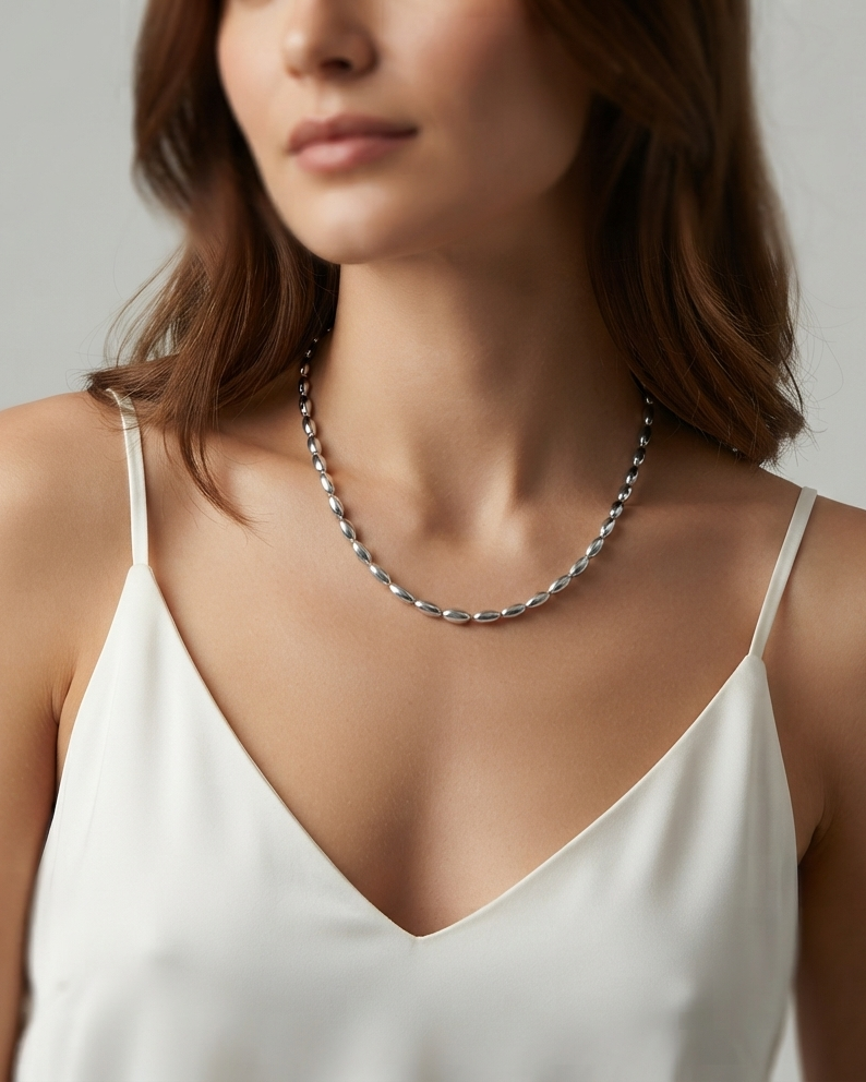 Collar Cuentas Plateadas