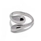 Anillo plateado con terminales en gota