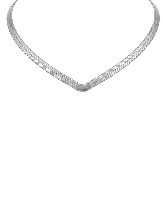 Collar Línea Fluida Plateada