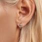 Aretes Huggies con Bandas Entrelazadas